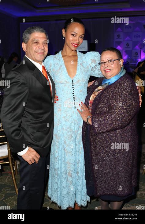 zoe saldana mother and father.